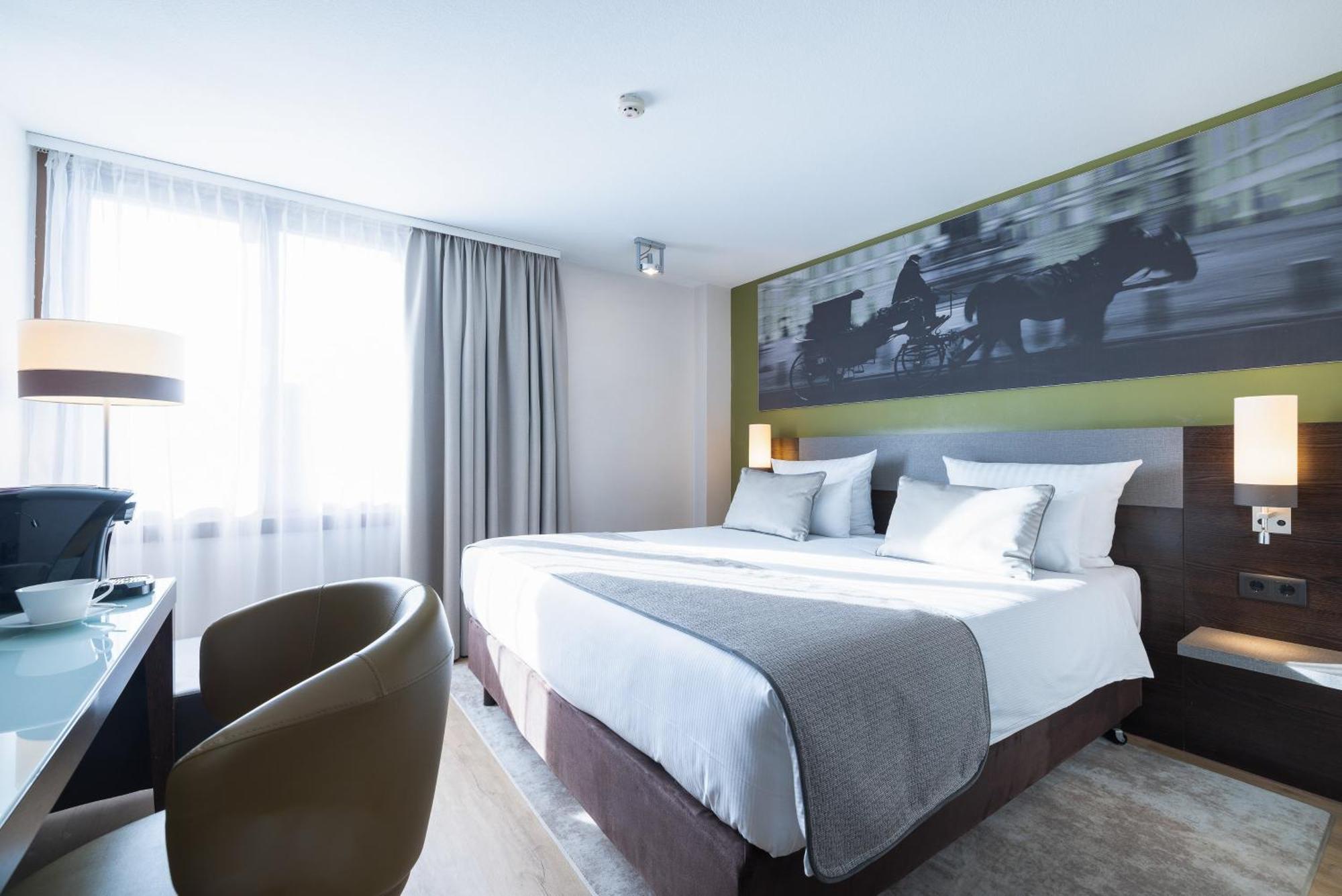 Leonardo Westbahnhof Hotel Wiedeń