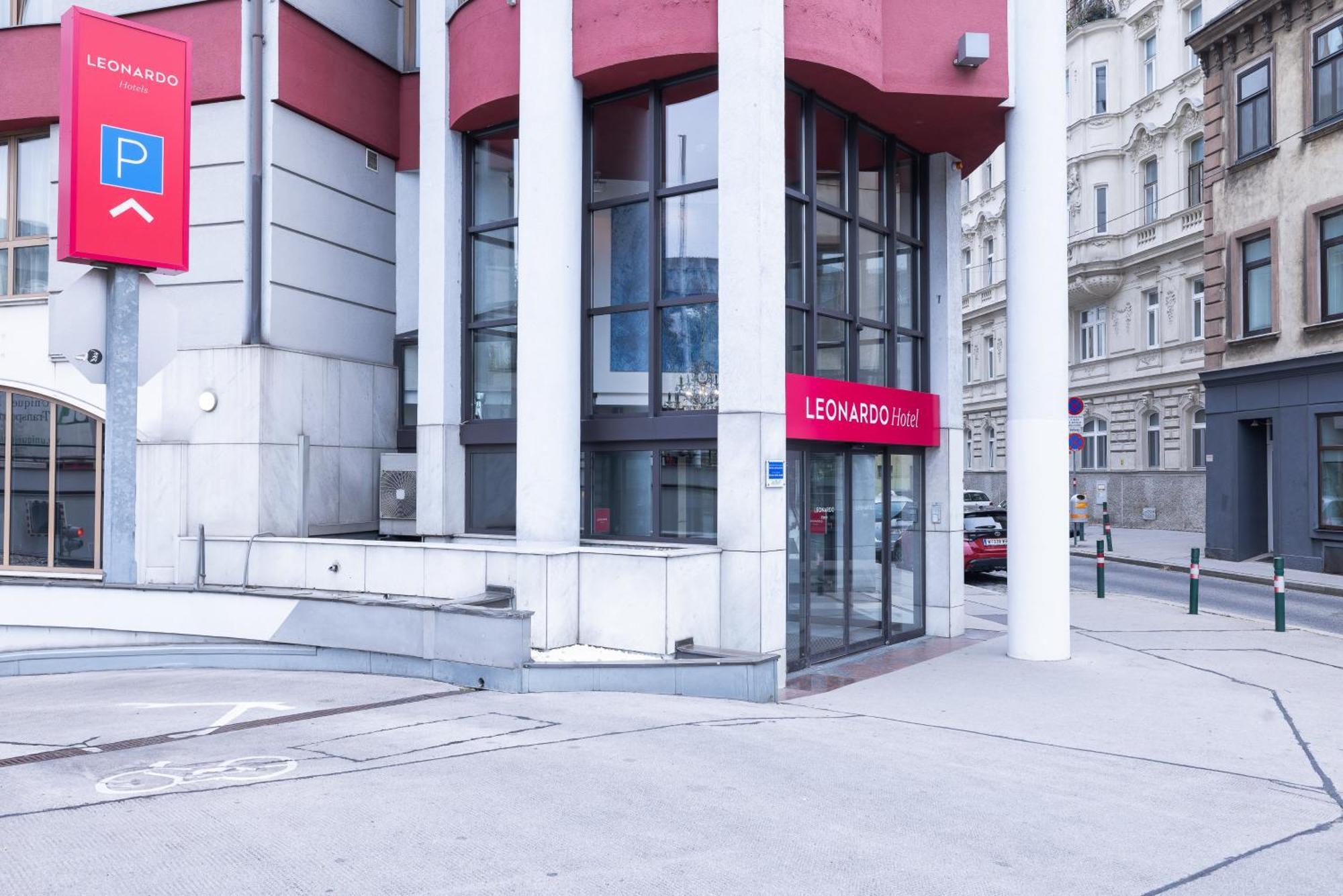 Leonardo Westbahnhof